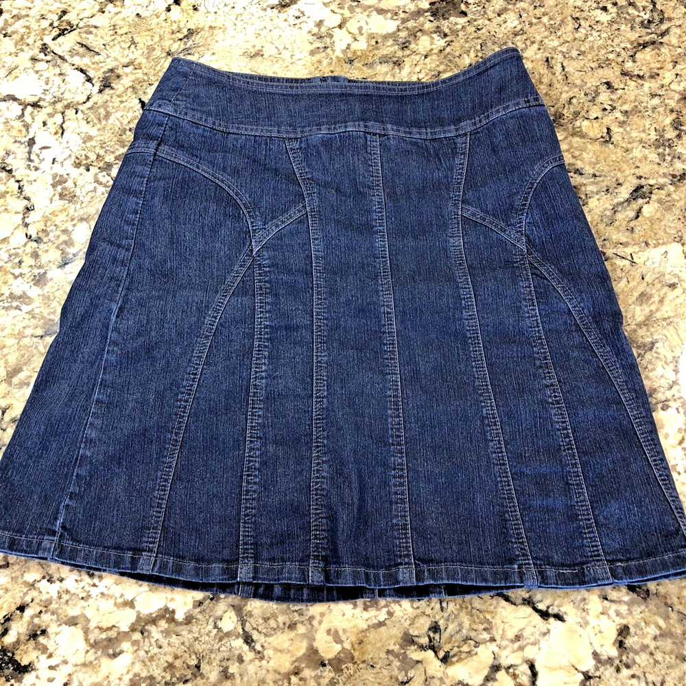 Size 8 RW & CO. Womens Denim Jean Skirt Dark Blue 1/4 Zip Back Knee Length CN
